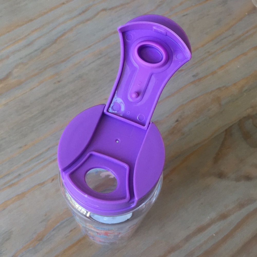 NWT Elephant 🐘 Water Bottle - Picture 4 of 4